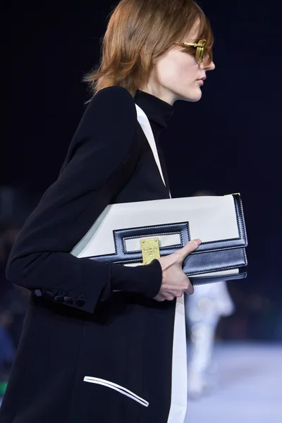 Look 93